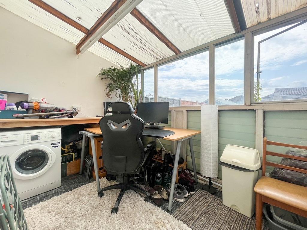 Lean-To