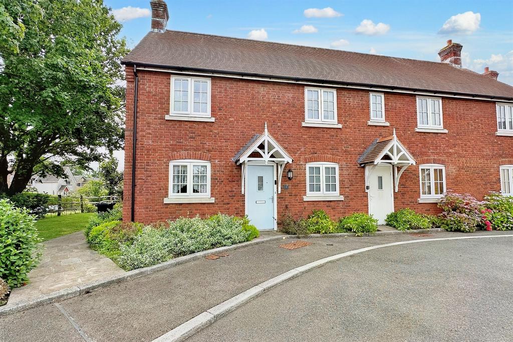 Winterborne Kingston 1 bed flat for sale £180,000
