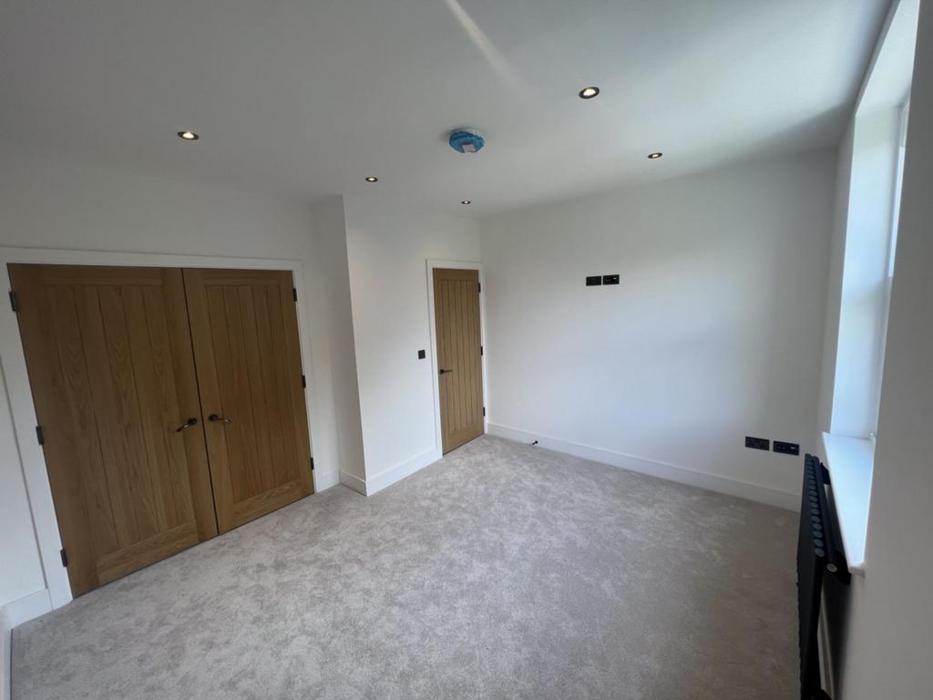 Trinity Road, Folkestone, CT20 2 bed apartment to rent £1,300 pcm (£300 pw)