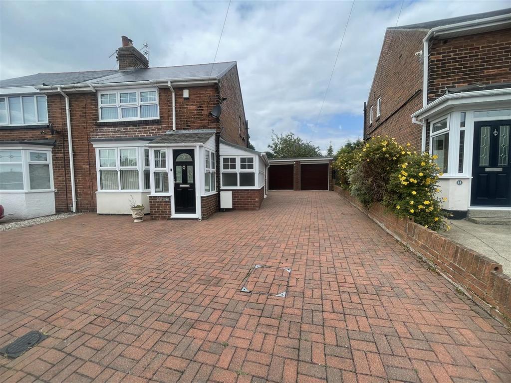 Highfield Drive, South Shields 2 bed semidetached house for sale £
