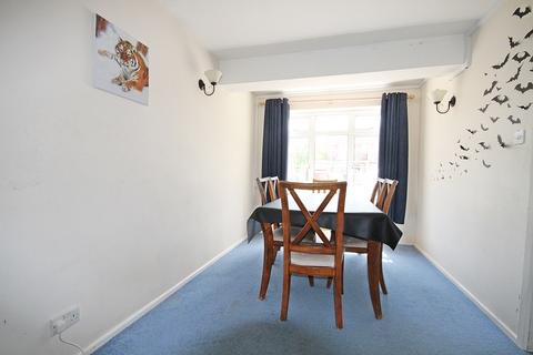 5 bedroom detached house for sale - MAIDENHEAD SL6