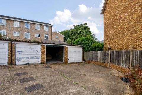 1 bedroom garage for sale - Ardmay Gardens,  Surbiton,  KT6