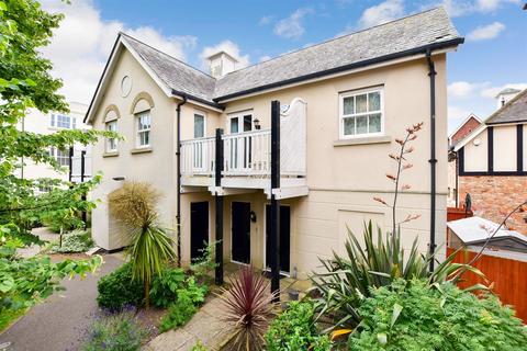11 College Square, Westgate-on-sea, CT8 8BW