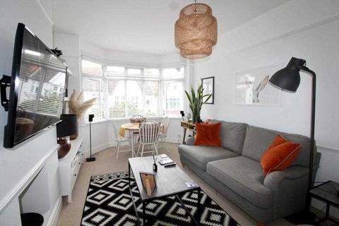 undefined, Leigh on Sea SS9