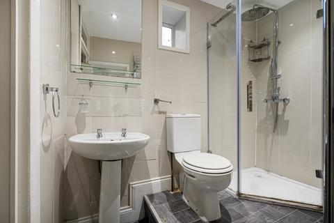 21b Park Road, Kenley, CR8 5AS