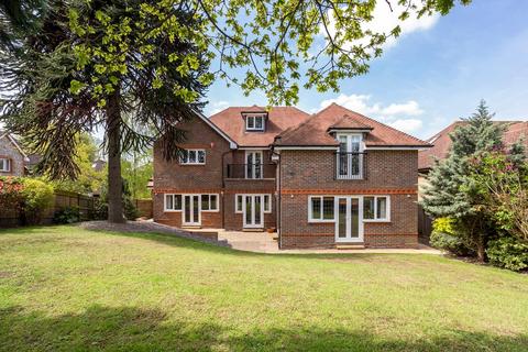 6 bedroom detached house to rent, Broomhall Lane, Sunningdale SL5