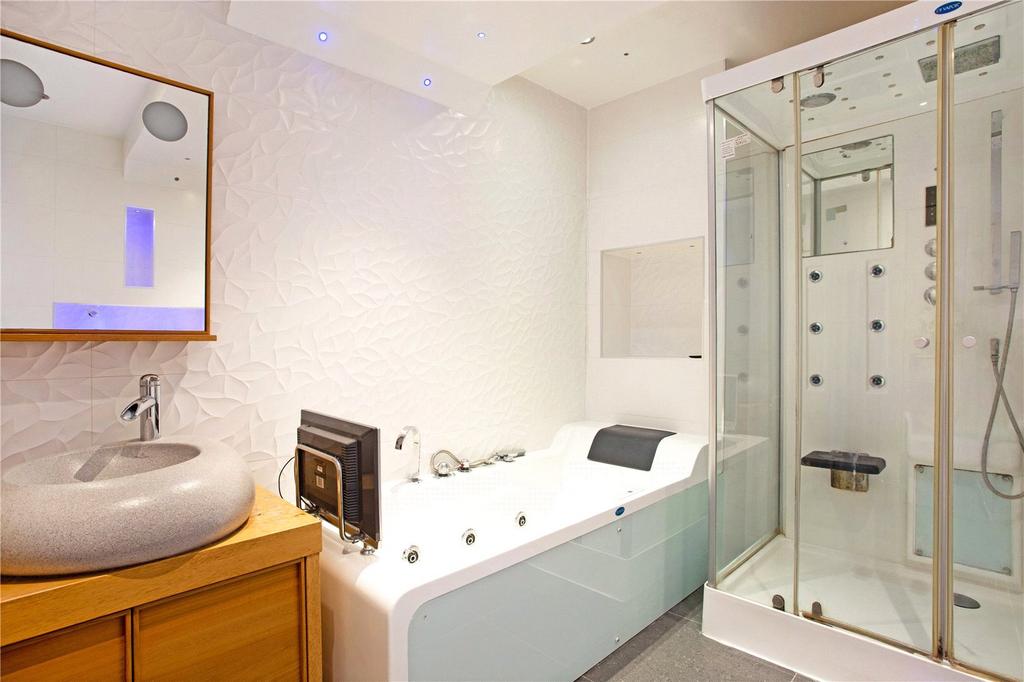 Bedroom 1 Ensuite