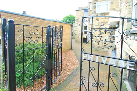 1 bedroom flat to rent, Marlowe Court, Renton Drive, Guiseley, Leeds, LS20