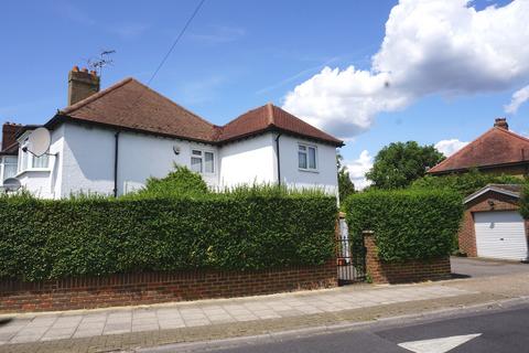 79 Priory Road, Chessington, KT9 1EG