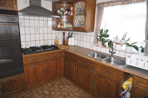 79 Priory Road, Chessington, KT9 1EG