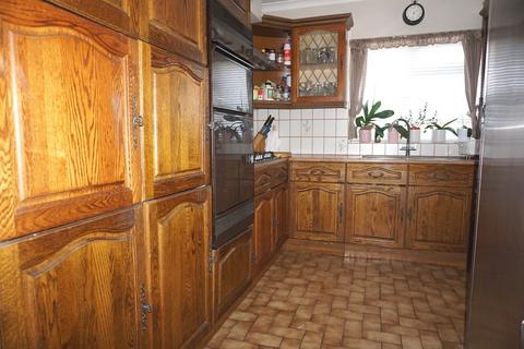 79 Priory Road, Chessington, KT9 1EG