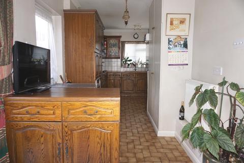 79 Priory Road, Chessington, KT9 1EG