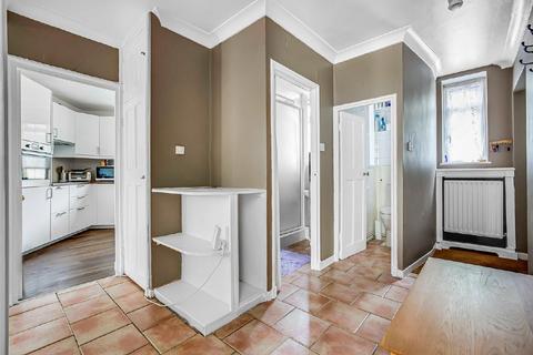 Flat 1, Thornton Court Grand Drive, Raynes Park, London, SW20 9HJ