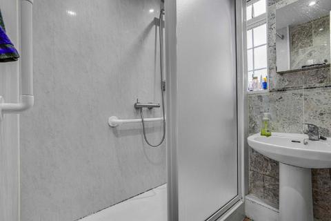 Flat 1, Thornton Court Grand Drive, Raynes Park, London, SW20 9HJ