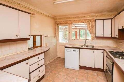 3 bedroom bungalow for sale, Faversham Road, Whitstable, CT5