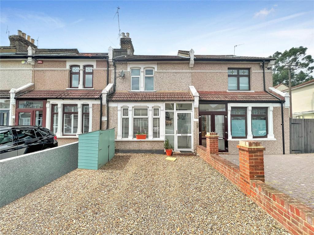 Chestnut Rise, Plumstead Common, London, SE18 3 bed terraced house for