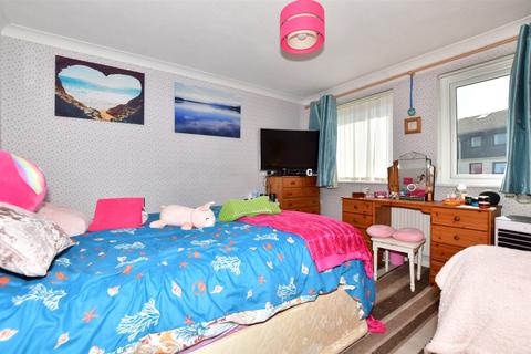 20 Cedar Crescent, St Marys Bay, Romney Marsh, TN29 0XH