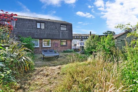 20 Cedar Crescent, St Marys Bay, Romney Marsh, TN29 0XH