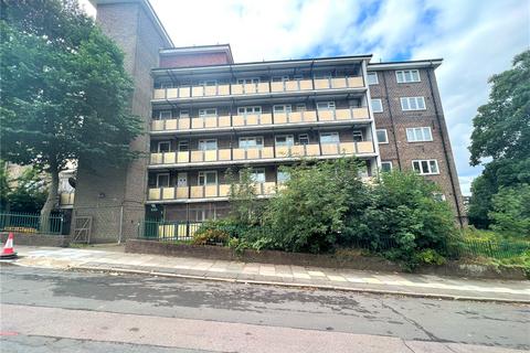 Flat 20, Vyvyan House Campbell Close, London, SE18 3NE