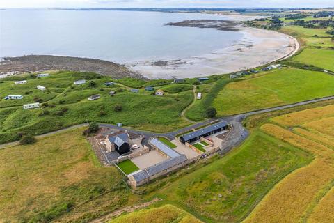 3 bedroom bungalow for sale - Seaton Point Farm, Boulmer, NE66