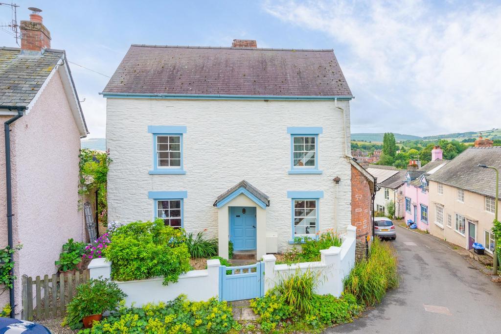 Castle SY9 3 bed character property for sale £340,000