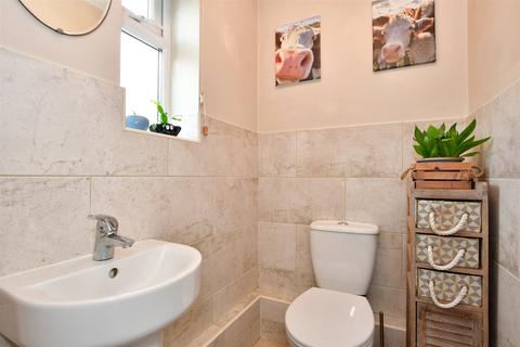 88 Addison Way, Bognor Regis, PO22 9HZ