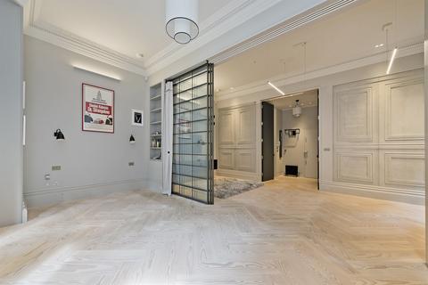 Flat 3, 47 Bramham Gardens, London, SW5 0HQ