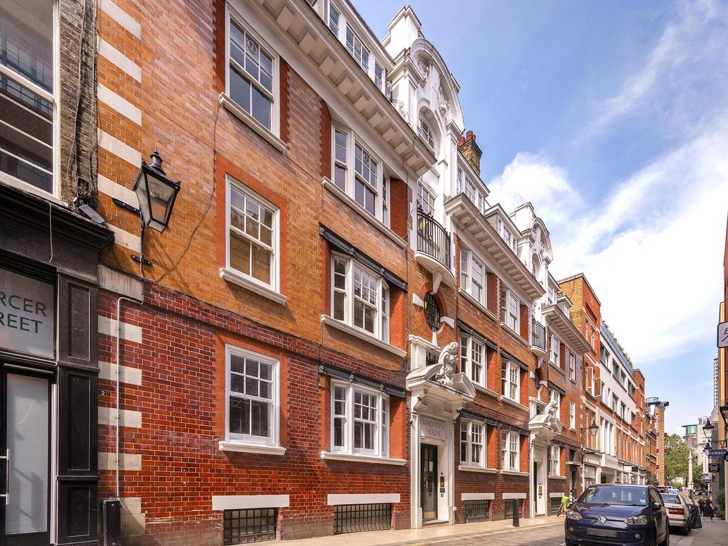 Maidstone House