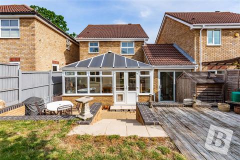 20 Aylesbury Drive, Langdon Hills, Basildon, SS16 6UL