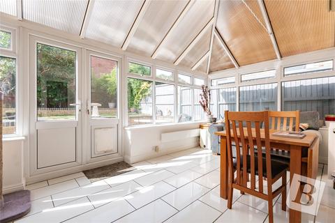 20 Aylesbury Drive, Langdon Hills, Basildon, SS16 6UL