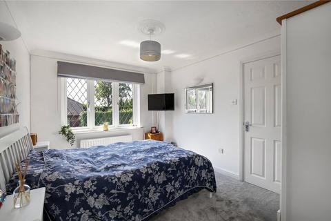 15 Loader Close, Kings Worthy, Winchester, SO23 7TF