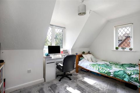 15 Loader Close, Kings Worthy, Winchester, SO23 7TF