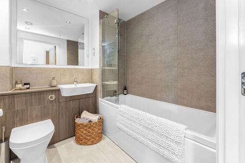 Flat 13, 6 Hatters Lane, Edinburgh, EH7 4GX