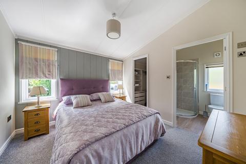 3 bedroom park home for sale, Goose Walk, Northampton, NN3