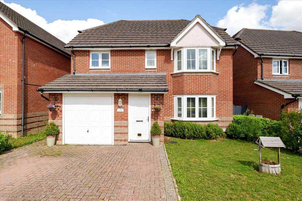 Dorset Crescent, Basingstoke 4 bed detached house £550,000