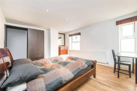 3 bedroom flat to rent, Drayton Park, Highbury, London