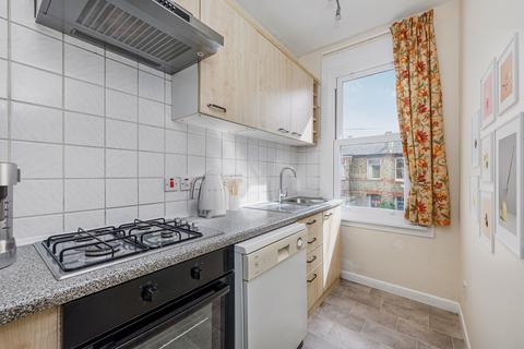 8a Laurel Gardens, London, W7 3JG