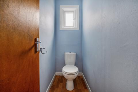 8a Laurel Gardens, London, W7 3JG
