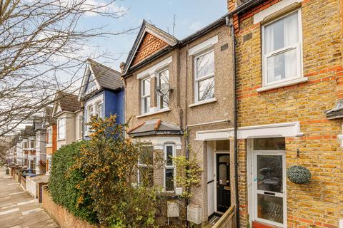 8a Laurel Gardens, London, W7 3JG