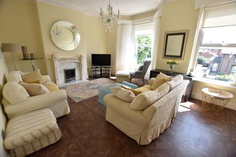 3 bedroom apartment for sale, Clifton Street, Lytham, FY8