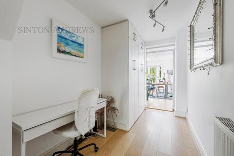 24 Mountfield Road, London, W5 2NG