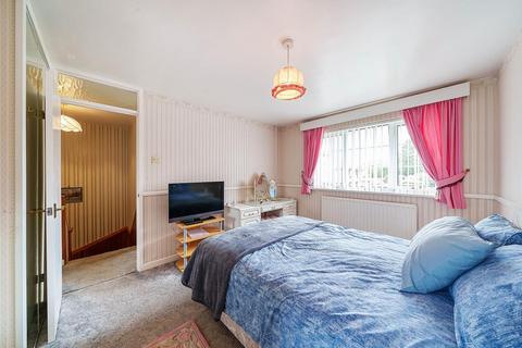 31 Auklet Close, Basingstoke, RG22 5JS