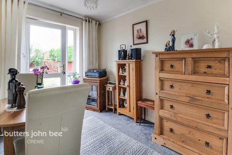 96 Bradfield Road, Coppenhall, Crewe, CW1 3RB