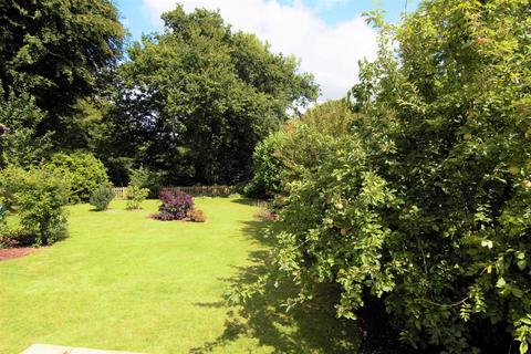 11 Bushythorn Road, Chew Stoke, Bristol, BS40 8XP