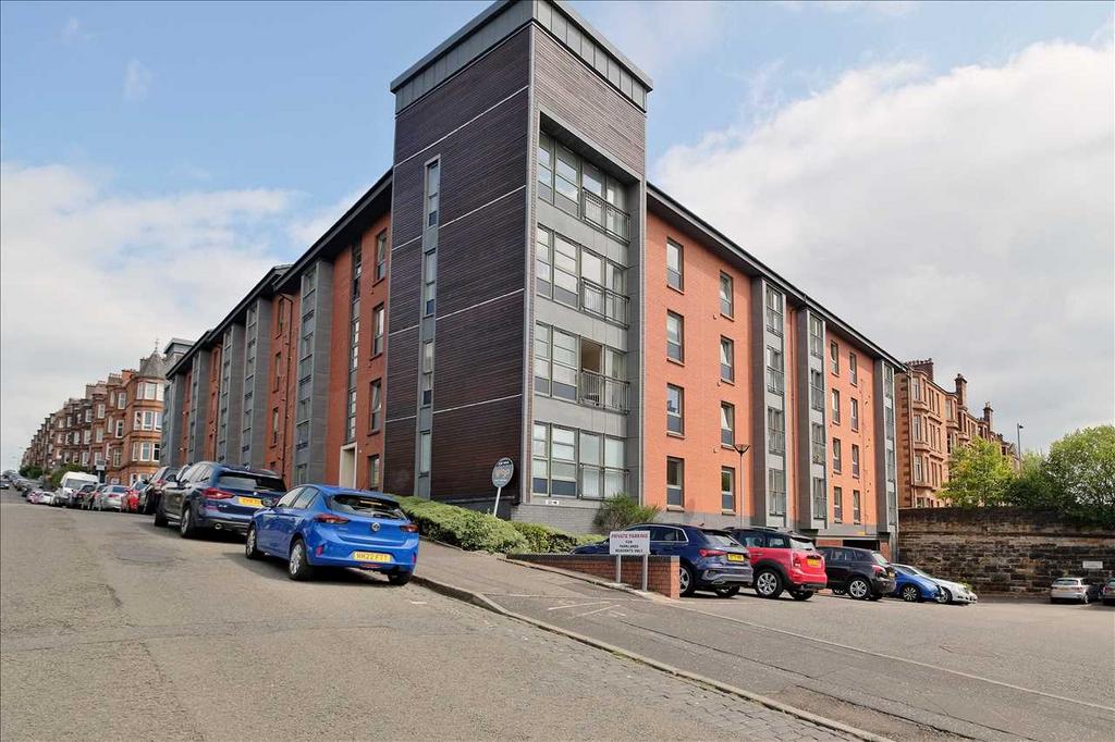 Thornwood Avenue, Glasgow 2 bed apartment for sale £189,995