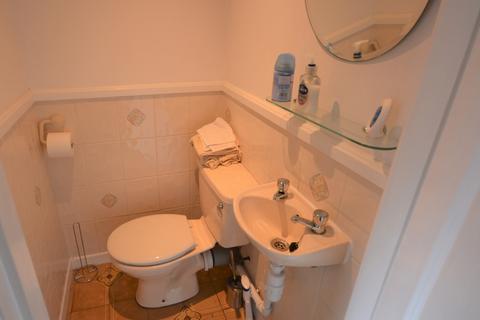 114 Warwick Avenue, Whitefield, Manchester, M45 6TX