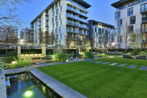 undefined, Goodmans Fields, London, E1