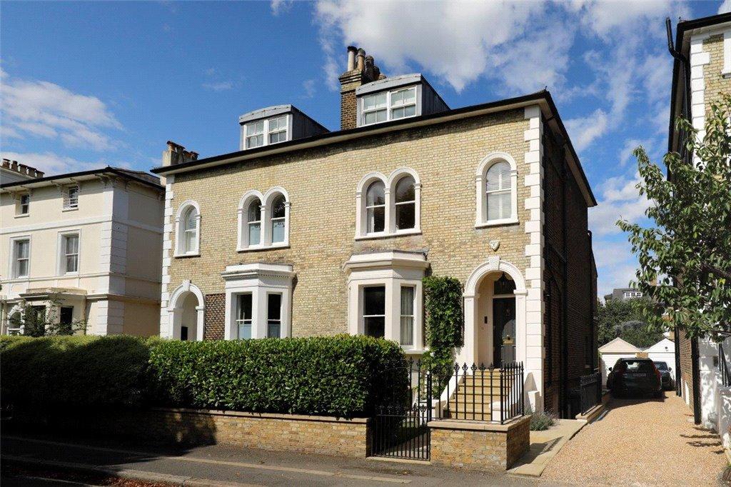 Lingfield Road, Wimbledon Village, SW19 4 bed semidetached house for