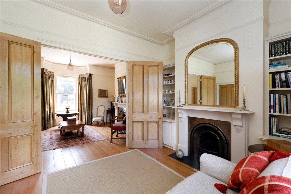 Lingfield Road, Wimbledon Village, SW19 4 bed semidetached house for