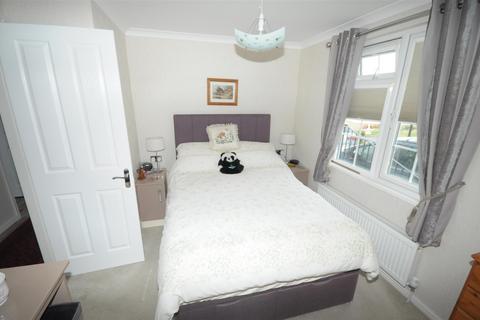 2 bedroom park home for sale - Rose Way, Herne Bay, Kent